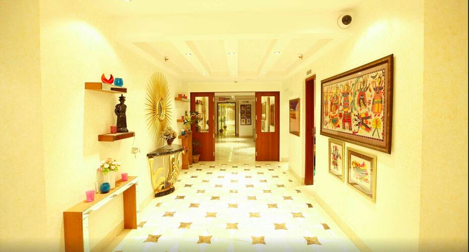 Hotel Star Rocks, New Delhi 2